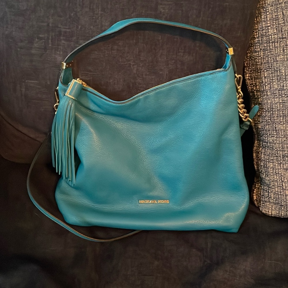 Michael Kors leather bag. Excellent condition